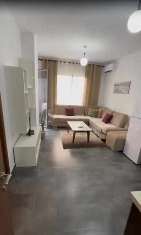 Apartament per qera 2+1 Astir