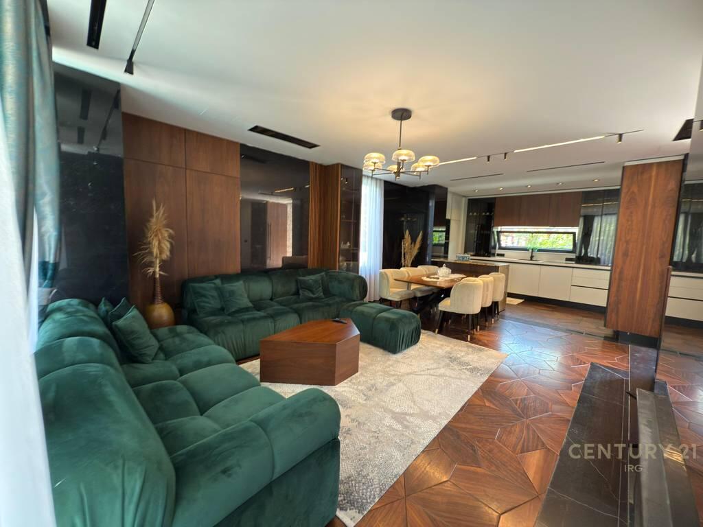 Vendesi Villa di Lusso Individuale – San Pietro Resort