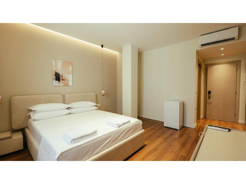 VENDESI HOTEL SUL LUNGOMARE – VLORË