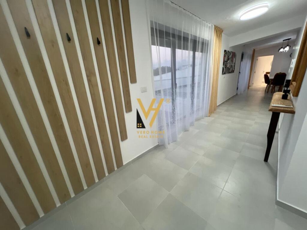 JEPET APARTAMENT 1+1 ME QERA TE KODRA E DIELLIT 700 EURO