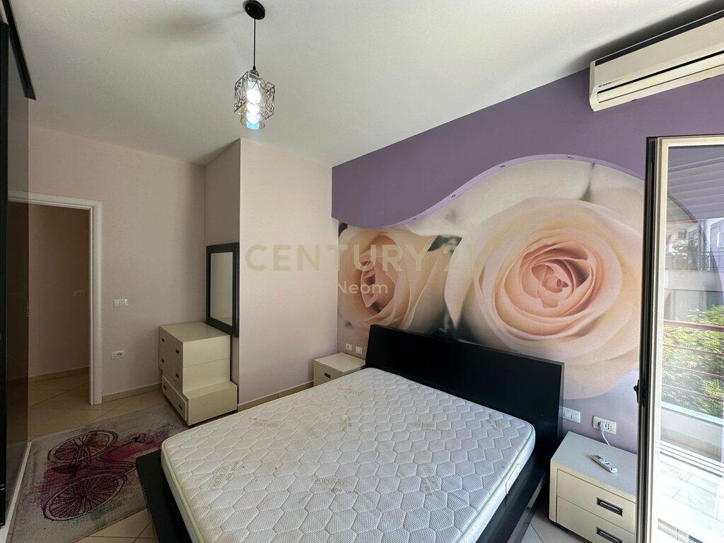 Apartament 1+1 për qira në zonën e Liqenit të Thatë!