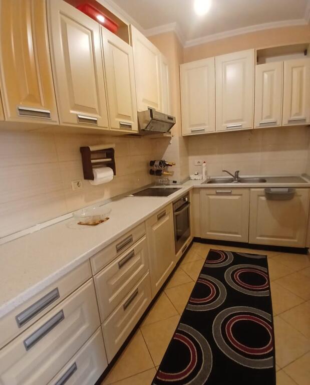 VENDESI APPARTAMENTO 1+1 YZBERISHT 106.000 EURO