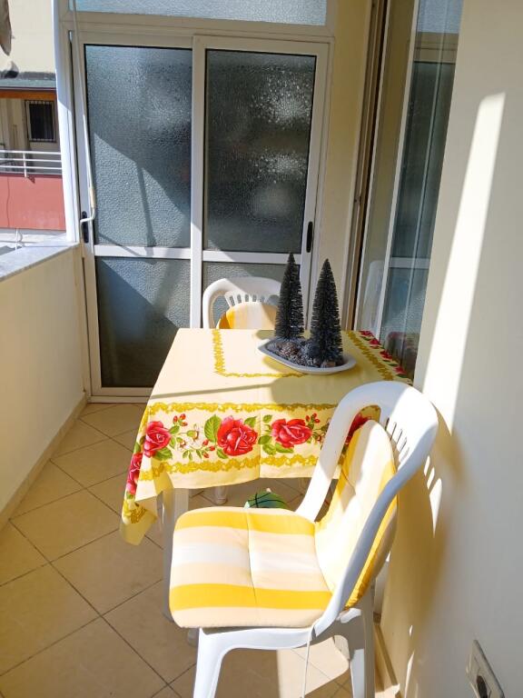 In affitto 2+1+1 RR.BILL KLINTON KODRA E DIELLIT 550€