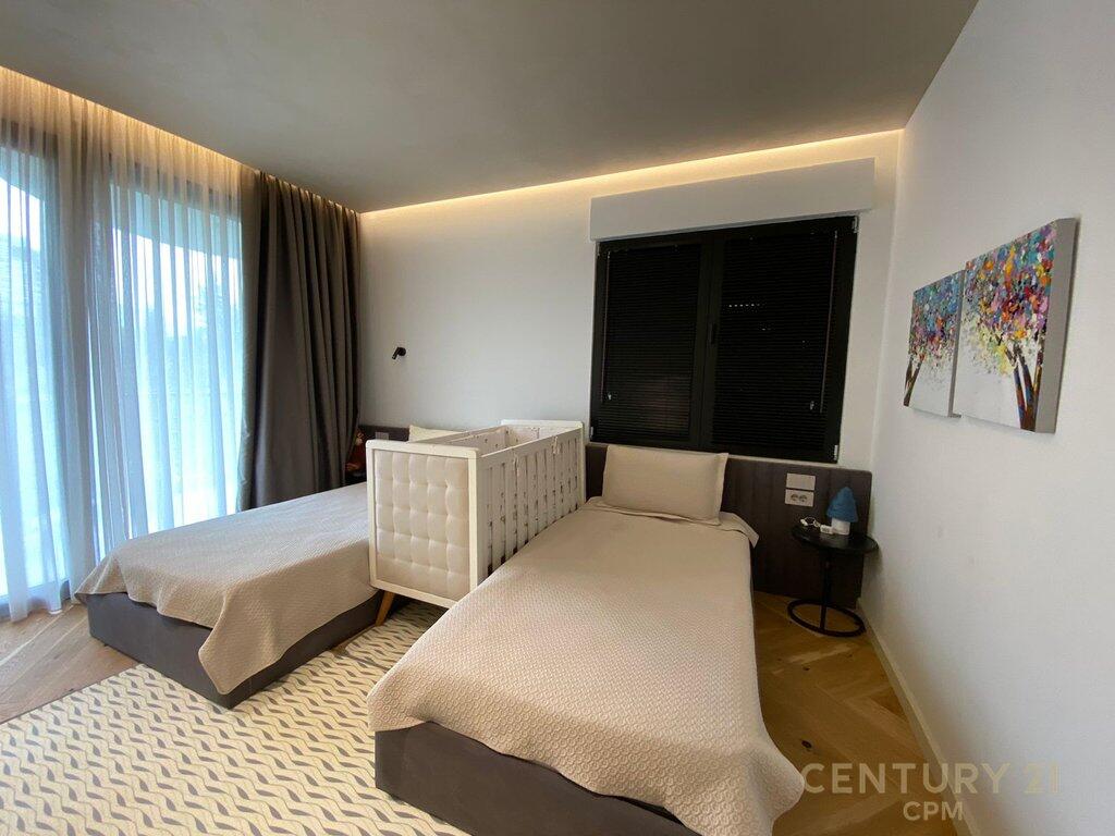 Luxury Apartment 3+1+3 for Rent – Former Block, Tirana