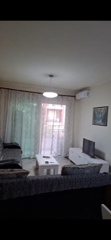 5 Maji Jepet Apartament 2+1 Me Qera
