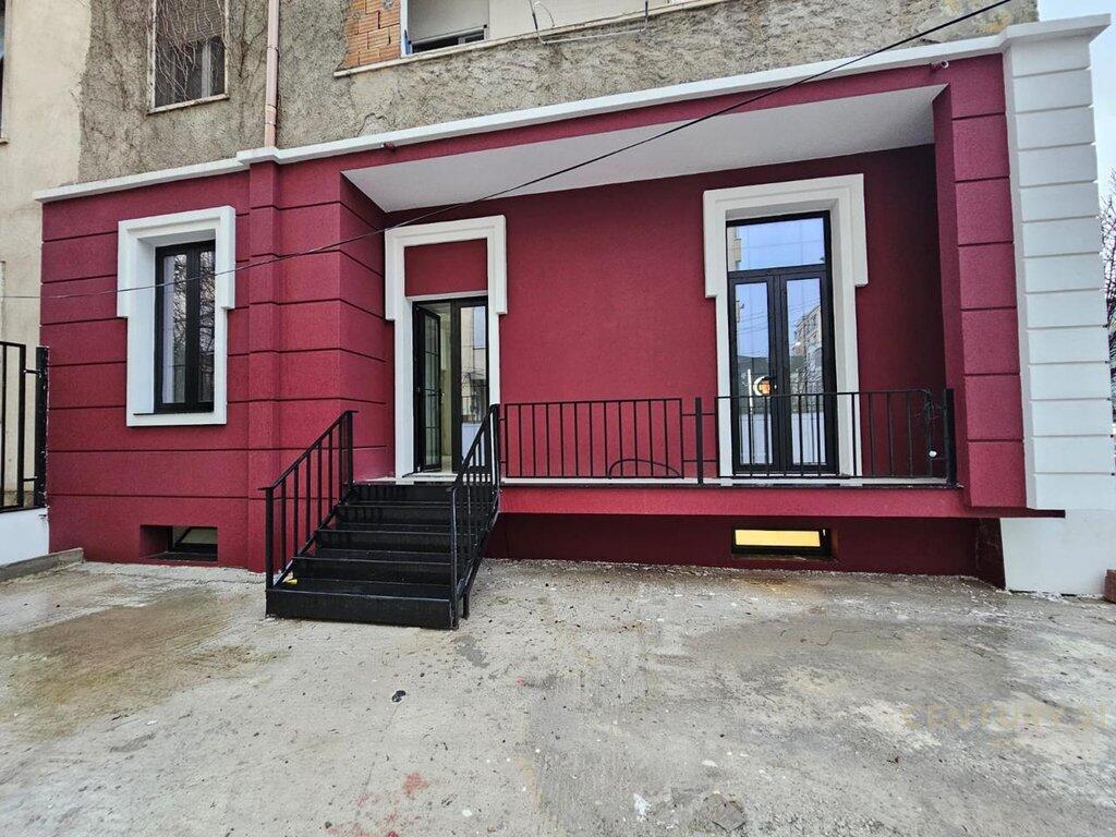 Objekt Multifunksional me Qira – 250 m² – Rruga Bardhyl, Tiranë