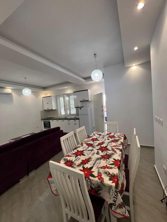 Jepet me qira apartament 2+1 Rr.Jordan Misja