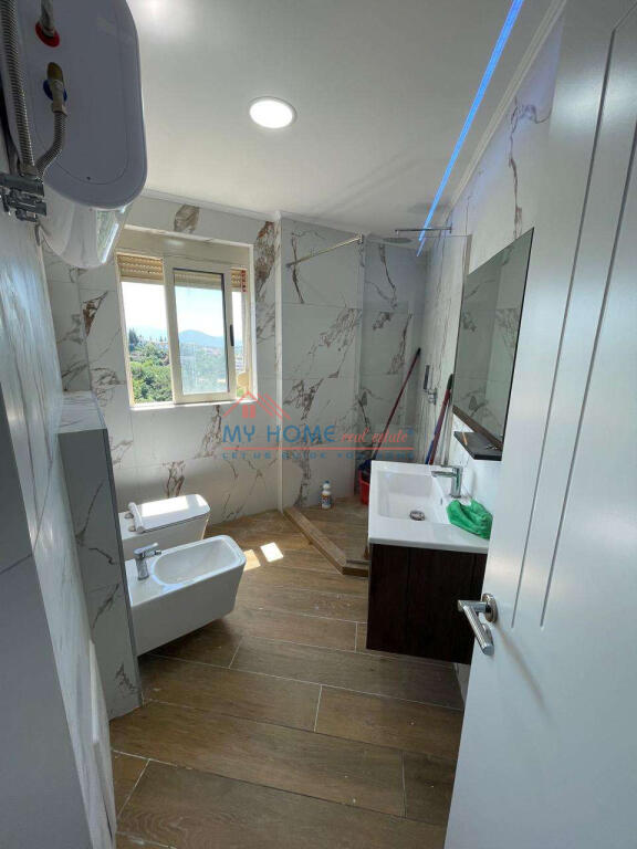 Apartamente 2+1 ne Shitje Fresk Tirane