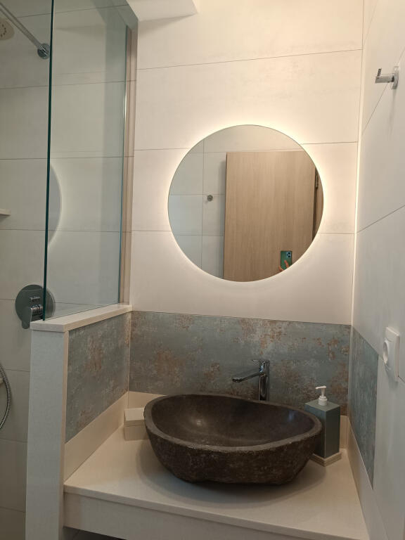 Apartment For Rent 1+1 at Zogu i Zi (ID B2101206) Tirane