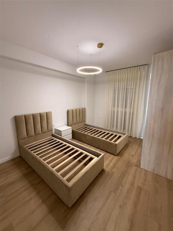 E GJENI VETEM TE NE , APARTAMENT 2+1+2+POST PARKIMI TE PARKU OLIMPIK TIRANE