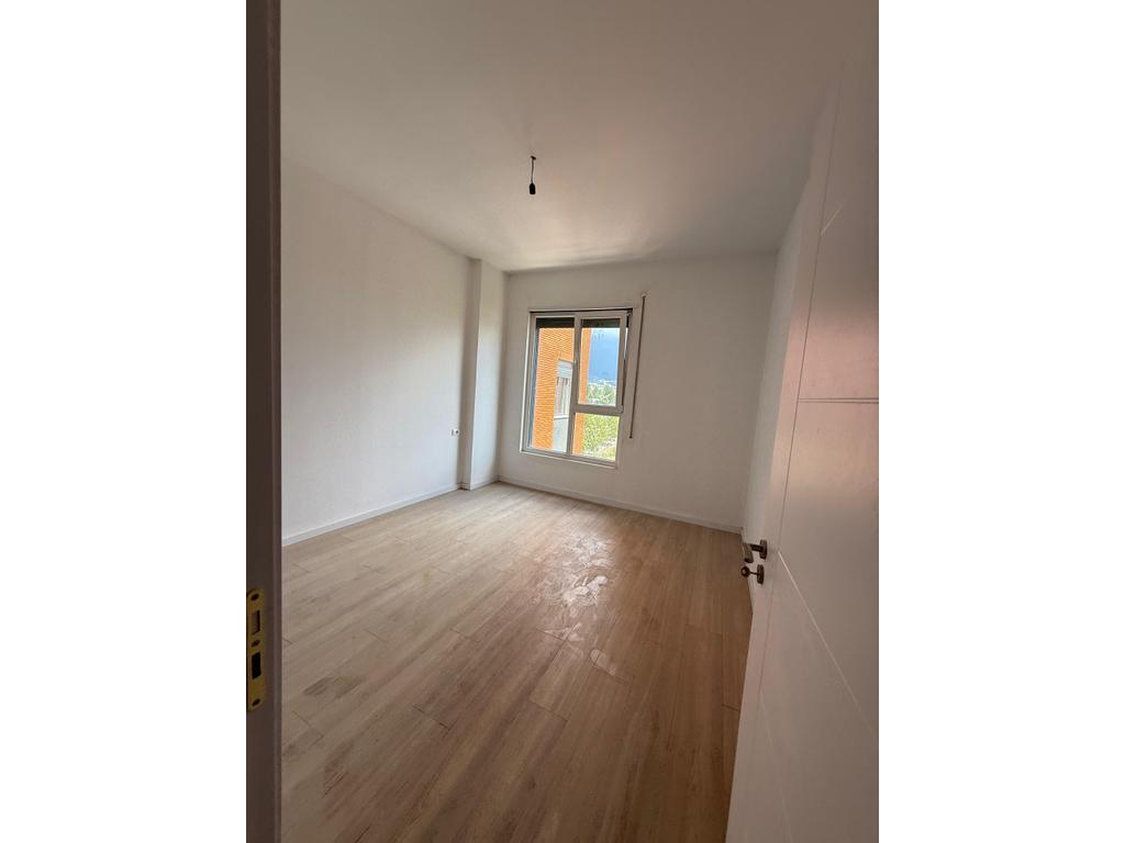 In vendita, appartamento 2+1, Paskuqan, Tirana.