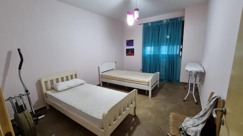 Apartament 2+1 me qira tek Rruga e Elbasanit