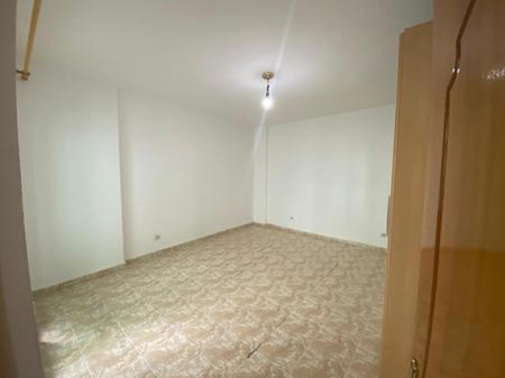 Apartment 3+1+2, Paris Commune, Tirana.
