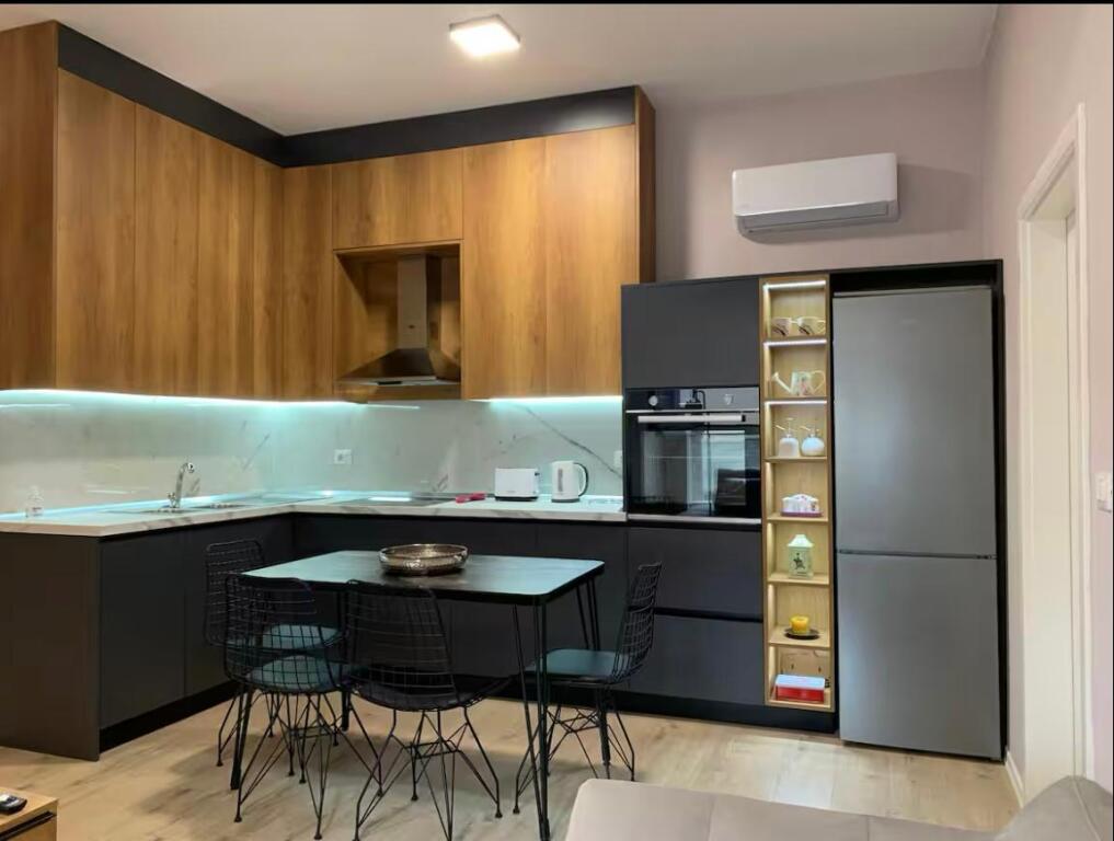 For rent 1+1 at Mangalem Complex, Ali Dem