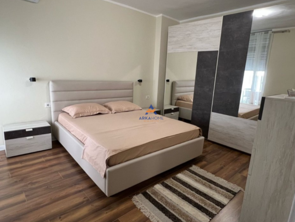 VENDESI APPARTAMENTO 2+1+BALCONE " DURRES " 198.000 EURO