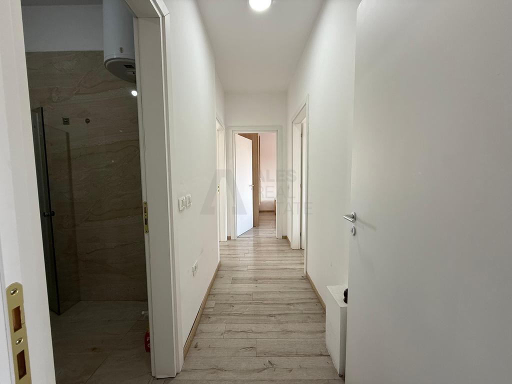 📢 Shitet Apartament 3+1 !
