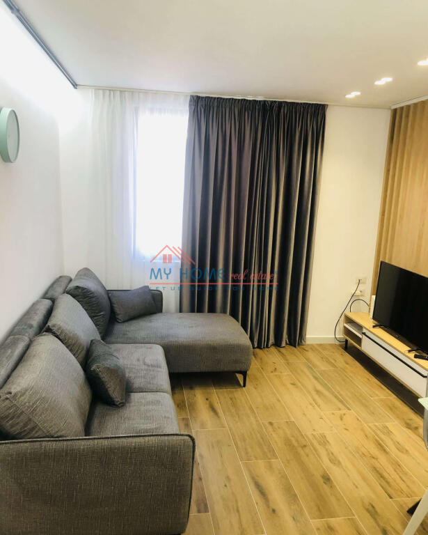 2 Apartamente 1+1 ne shitje tek Pazari ri