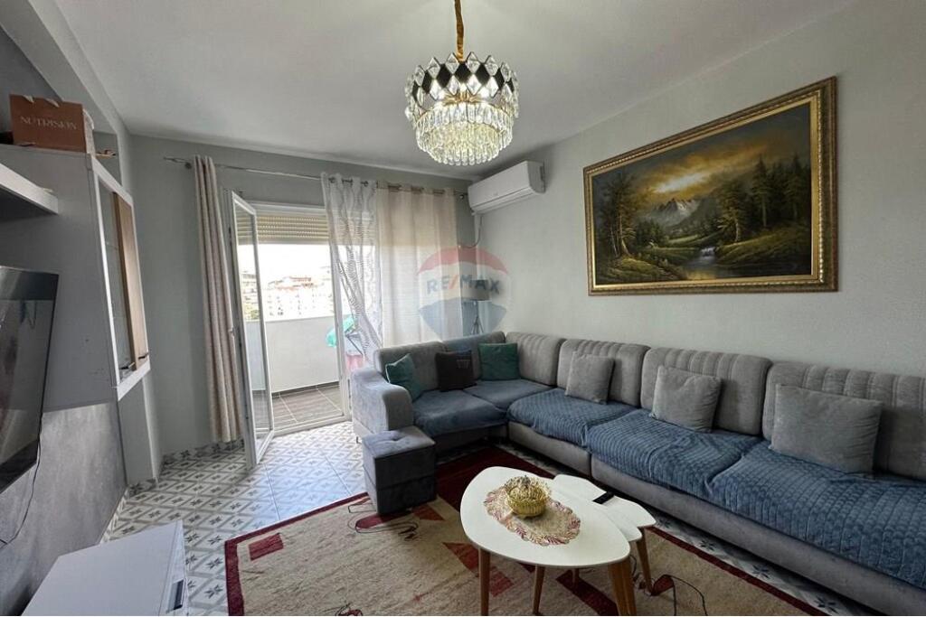 Shitet Apartament 2+1 ne Fresk