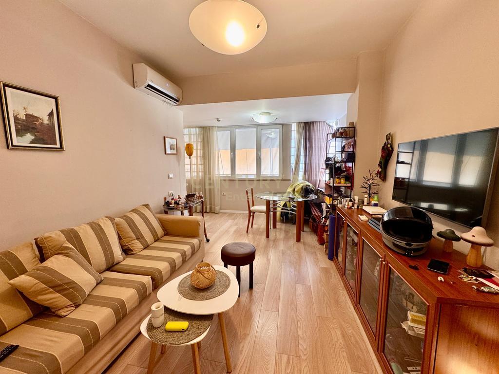 JEPET ME QIRA APARTAMENT 1+1+POST PARKIMI TEK KOMUNA E PARISIT!     Sol120031
