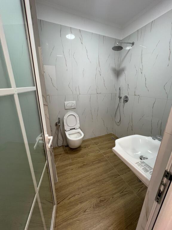 !!Appartamento 1+1+balcone in vendita 115.000 Euro Via Irfan Tomini, Palazzo con Freccia !!