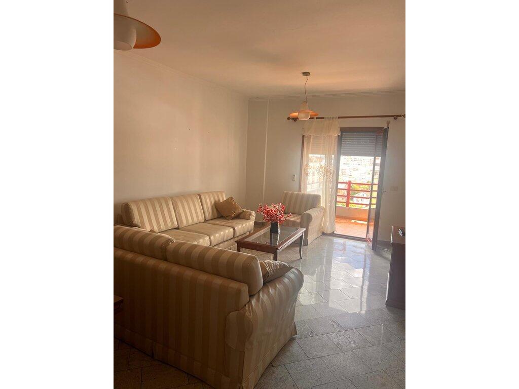 APARTAMENT 2+1+2 ME QERA,TEK RRUGA E KAVAJES-TIRANE!