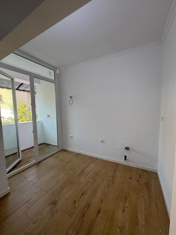 !!Shitet Super i investuar Apartament 2+1+Bllk 122.000Euro Ali Dem Fox News!!