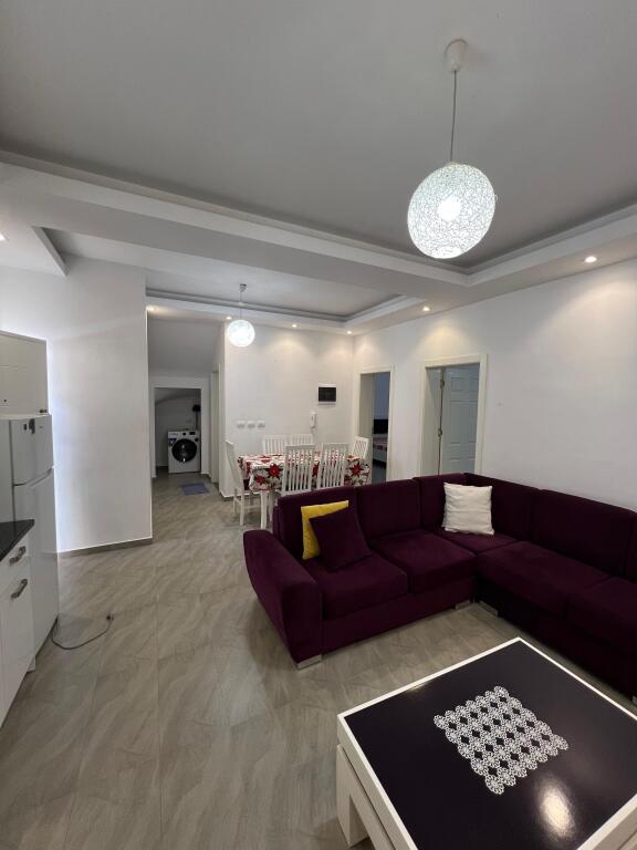 Jepet me qira apartament 2+1 Rr.Jordan Misja