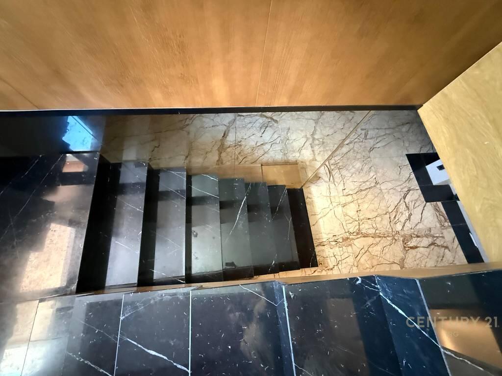 Vendesi Villa di Lusso Individuale – San Pietro Resort