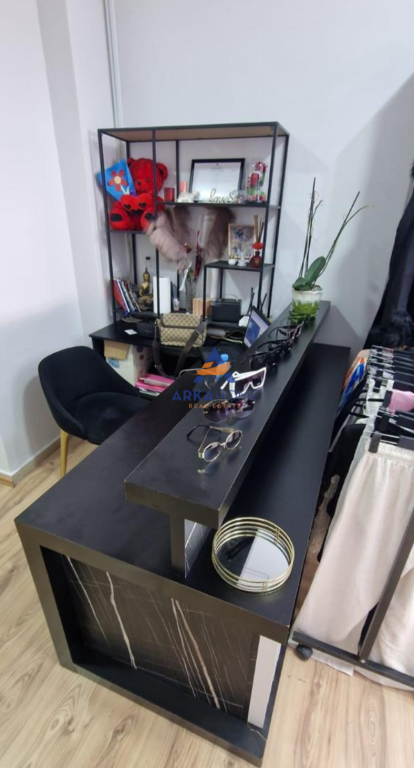 ATTIVITÀ COMMERCIALE IN VENDITA 40M2 "DON BOSKO" 28.000 EURO (TRATTABILE)