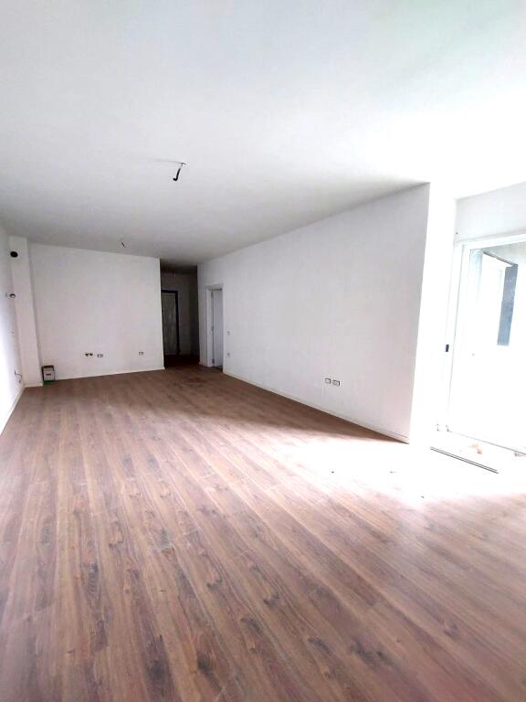 Apartment 2+1+2 for sale on Dritan Hoxha Street!
