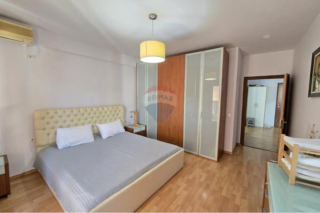 Apartment - For Rent , Paris Commune, Tirana