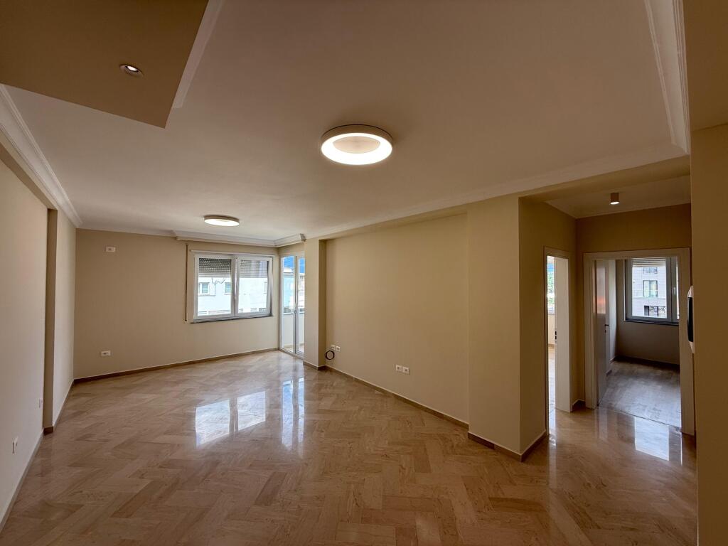 Apartment 2+1 for sale at Komuna e Parisit/Hasan Alla Street