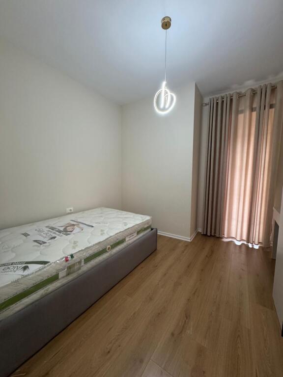 Apartament me qira 2+1 ne Yzberisht tek Grand Gallery