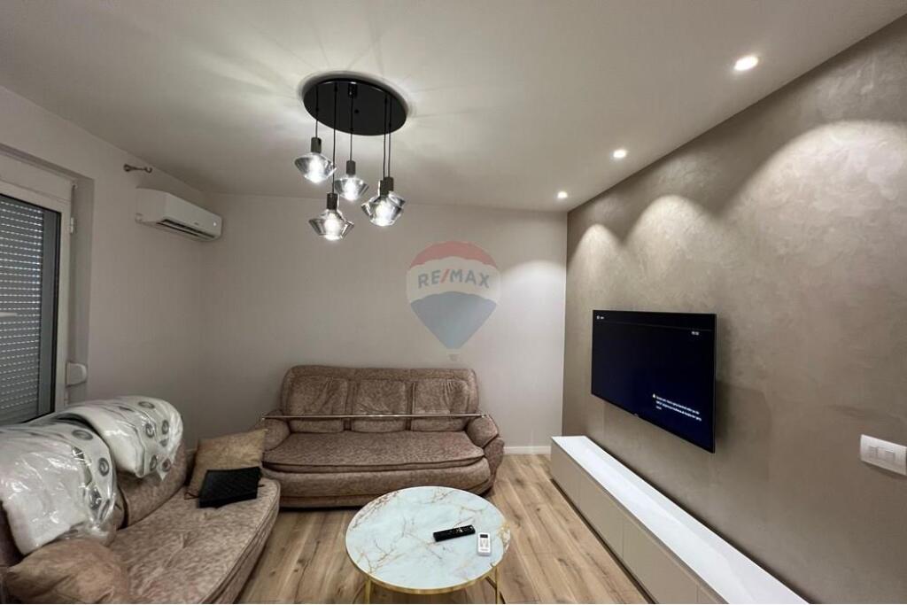 1-STORY VILLA WITH YARD FOR RENT – TIRANA
