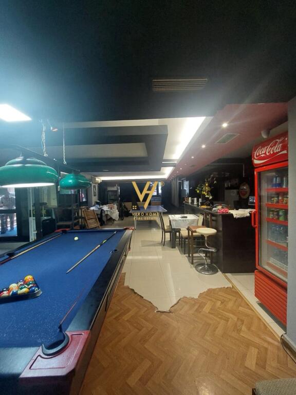 NEGOZIO + ATTIVITÀ IN VENDITA A KODRA E DIELLIT 245.000 EURO