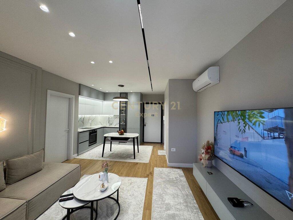 SHITET APARTAMENT 1+1+2 NË GOLDEN PARK 3 – TIRANË!