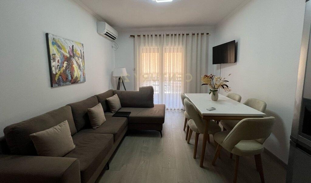 APARTAMENT ME QERA 1+1 NE BRRYL