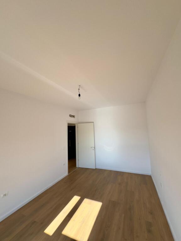 Apartment 1+1 +Balcony for rent at "Tirana Trio Tower Residence", Don Bosko - Tirana (ID 42111437)