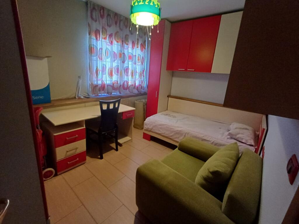 APPARTAMENTO 2+1+2 IN AFFITTO 650 EURO