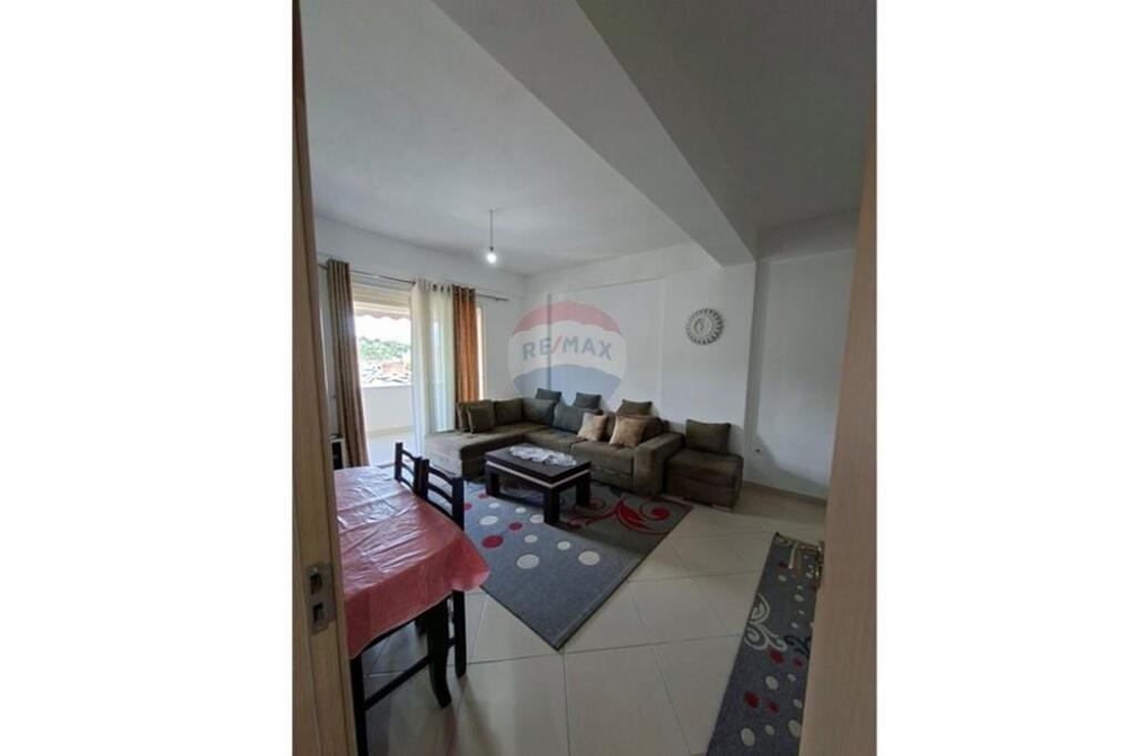 Jepet me Qira Apartament 2+1 te Fabrika e Miellit.