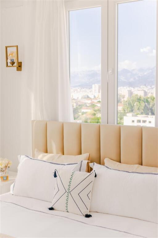 Super 1+1 apartment for rent at Vila L, Astir