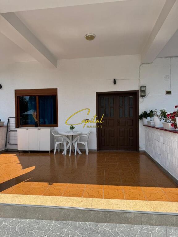 APPARTAMENTO MONOLOCALE IN AFFITTO EX CAMPO DI AVIAZIONE 30.000 LEKE