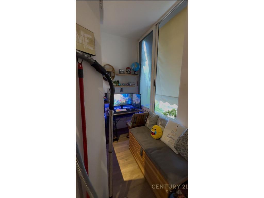 Apartament modern per shitje te Kopshti Botanik.