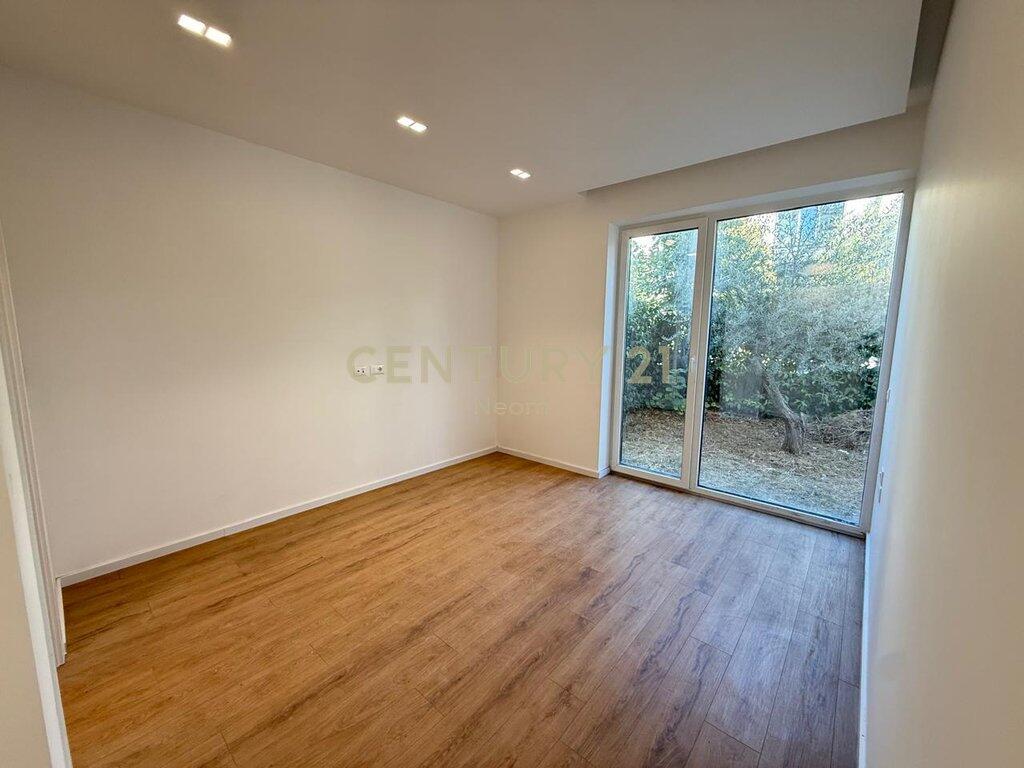 Modern 3-Bedroom + 2-Bathroom Apartment for Rent in one of the Most Prestigious Complexes at Liqeni i Thatë – Rezidenca Forest