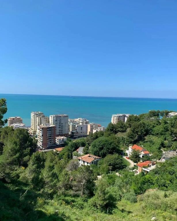 For rent apartment with fantastic view 2+1+2+Garage at Vila e Zogut