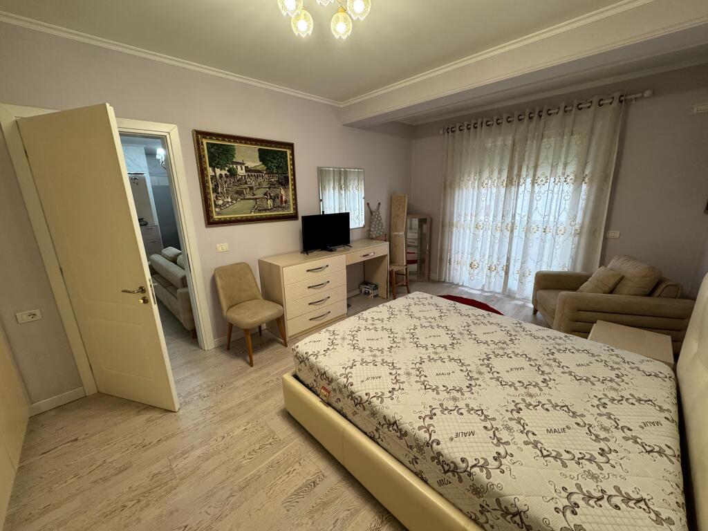 Apartament me qera 1+1 Tek 5 maji Concord center
