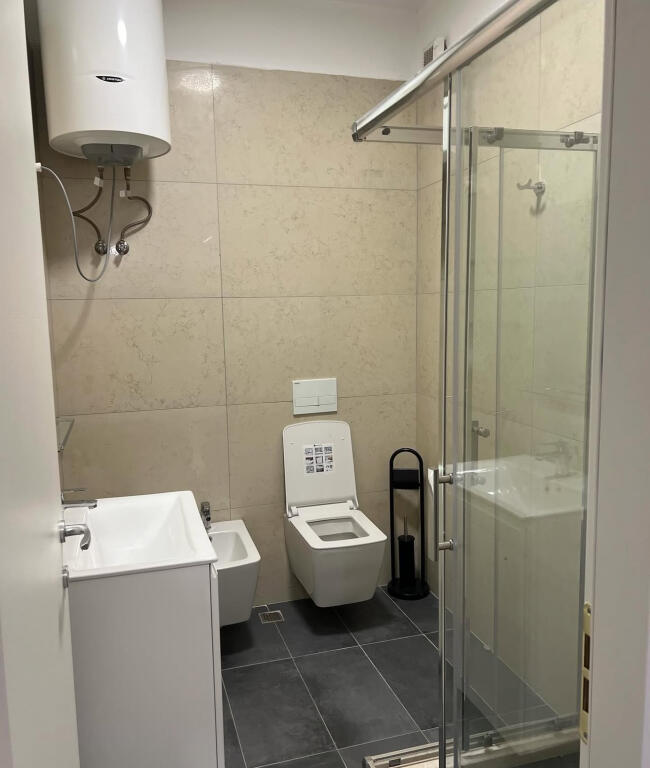 Jepet me qira 1+1+parkim GRAND GALLERY YZBERISHT 550€