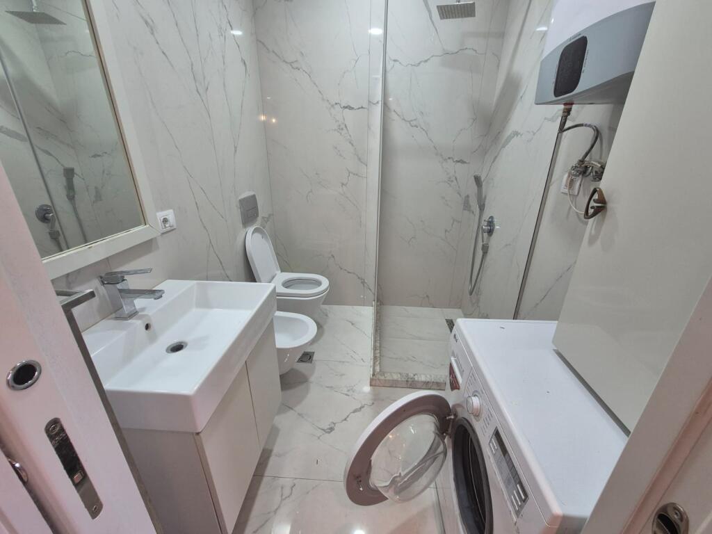 🏡 Apartament 1+1 me Qira – Rruga Frosina Plaku
