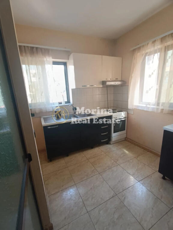 Qera, Hyrje Private 2+1, Medrese, 400 euro/muaj