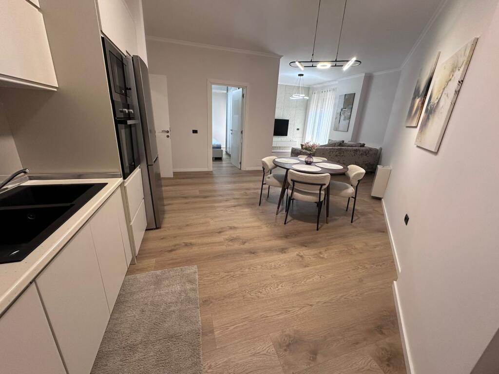 Apartament me qera LUX 1+1 Rruga e Kosovarve